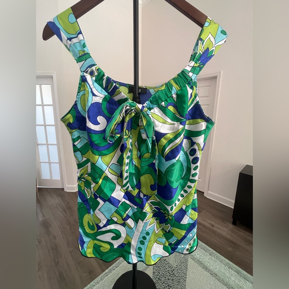 2YK. Satin, Green and Blue Patterned Tank Top. Size L.